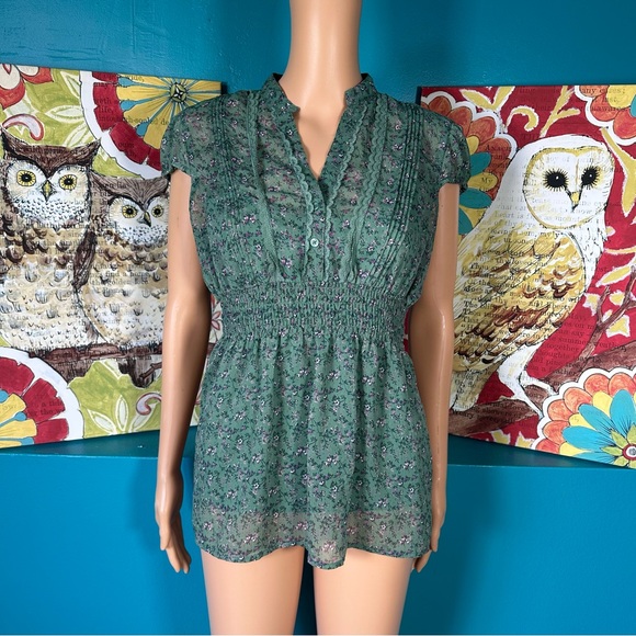 Candie's Blouse Green Floral Boho Peasant Womens Size M Smocked Waist Ruffle Top - Picture 1 of 8